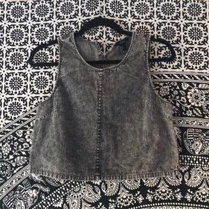 ⚡️FREE w/ bundles ⚡️ Forever 21 crop top